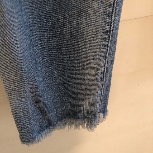 Gap Colorblocked Distressed Jeans - Picture 5 of 7